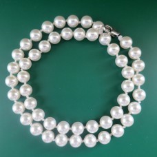 Klasiskas  baltas vai krēmkrāsas pērļu krelles 8mm